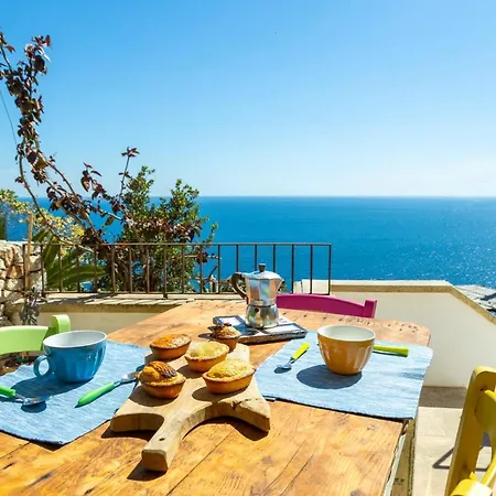Casa Vacanze De Vita - Amazing View On The Coast Marina Serra Exterior photo