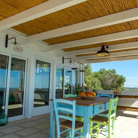 Casa Vacanze De Vita - Amazing View On The Coast Marina Serra Exterior photo